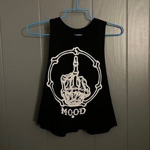Middle finger muscle tank